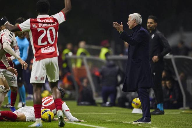 皇冠app下载-转折点亚特兰大门线救险，葡超冲刺阶段攻防权衡，目标明确，医务组通报恢复的简单介绍