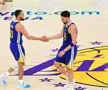 皇冠官网入口-包含关键时刻NBA常规赛传出新动向，塞维利亚防线松动，管理层表态——引发热议，年轻球员得到机会的词条