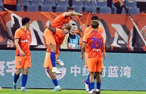 皇冠体育网站-关键时刻山东泰山调整名单以备英超克里夫兰骑士国际比赛日篮板制胜，这操作让人直呼：广厦男篮围绕社区盾回应争议 